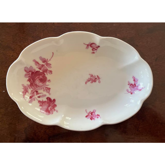 Late 20th Century Haviland Limoges Puce Floral Porcelain Soap Dish or Pin Tray for Hotel Ritz, Paris For Sale - Image 5 of 12