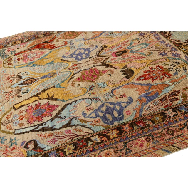 8x10 Vibrant Modern Bidjar Style Abstract Floral Wool Area Rug in Beige For Sale In New York - Image 6 of 11