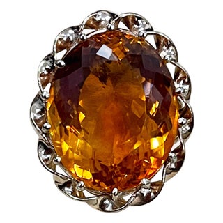 32 Carat Natural Oval Citrine Cocktail Ring in 14 Karat Yellow Gold, Estate For Sale