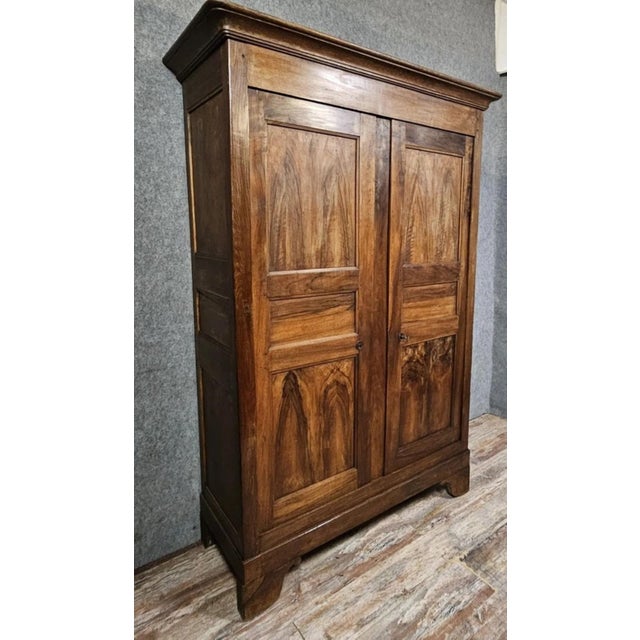 Early 19th Century Louis Philippe Walnut Wardrobe, 1830s For Sale - Image 3 of 11