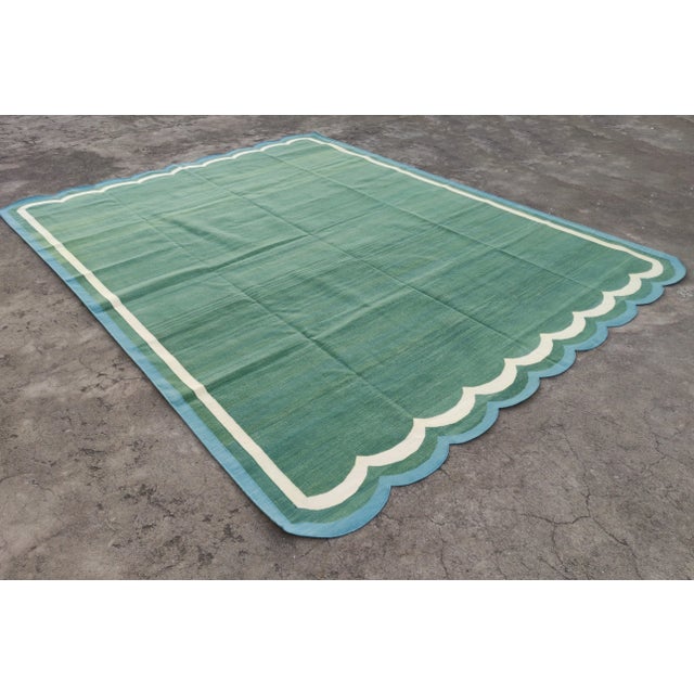 Mid-Century Modern Handmade Cotton Scalloped Green Rug- 9'x12' For Sale - Image 3 of 11