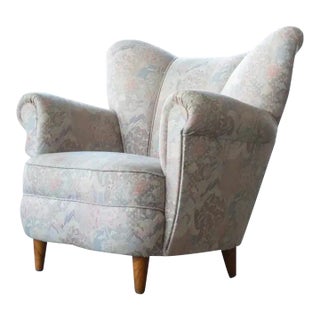 Danish 1940s Large Lounge Chair in Wool Fabric Fritz Hansen Style For Sale