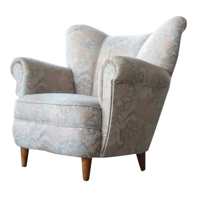 Danish 1940s Large Lounge Chair in Wool Fabric Fritz Hansen Style For Sale