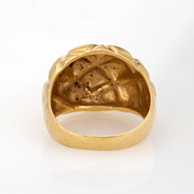 Mid 20th Century Vintage Sculptural Wide Band Ring Sz 6 18k Gold Textured Dome Geometric Jewelry For Sale - Image 5 of 7