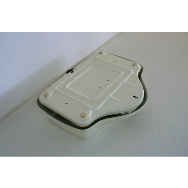Beige German Metal Scale from Seca, 1950s For Sale - Image 8 of 13