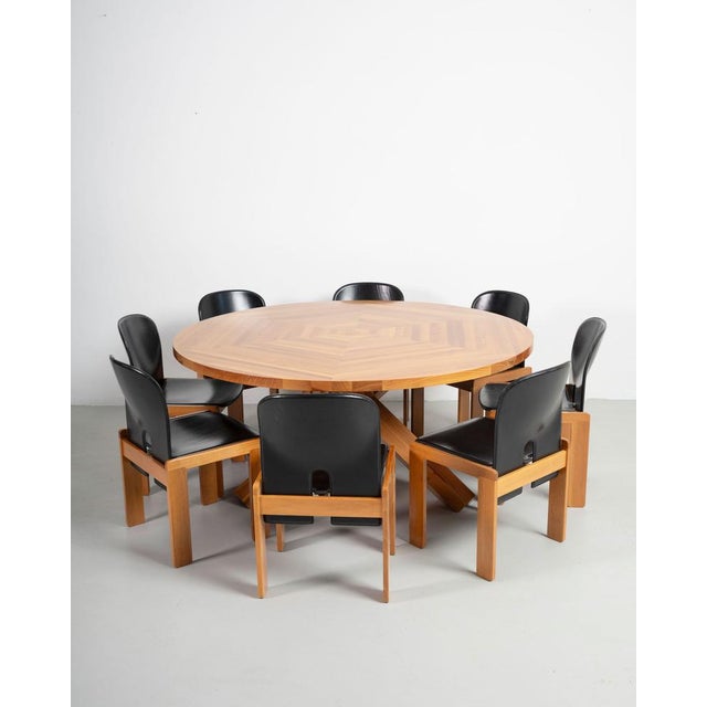 Mid-Century Modern Model 121 Chairs in Black Leather by Tobia & Afra Scarpa for Cassina, 1970s, Set of 8 For Sale - Image 3 of 9