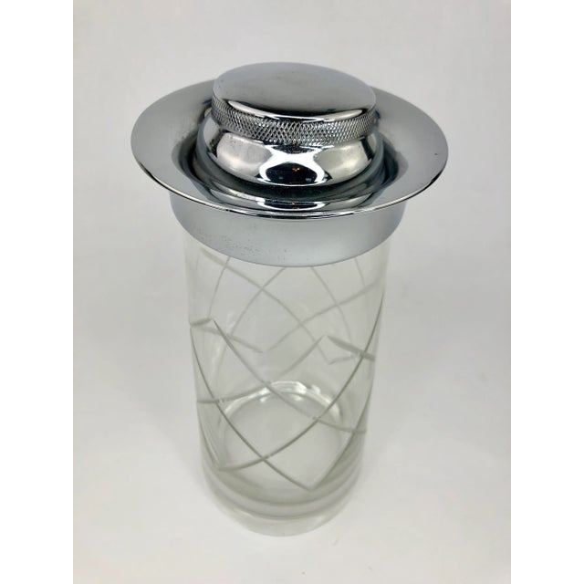 1940s Vintage Heavy Crystal Cocktail Shaker With Wheel Cut Argyle Design For Sale - Image 5 of 5