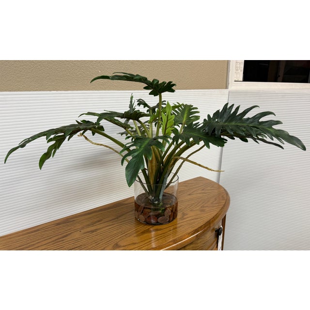 Contemporary Artificial Philodendron Xanadu Plant + Clear Glass Vase For Sale - Image 3 of 12