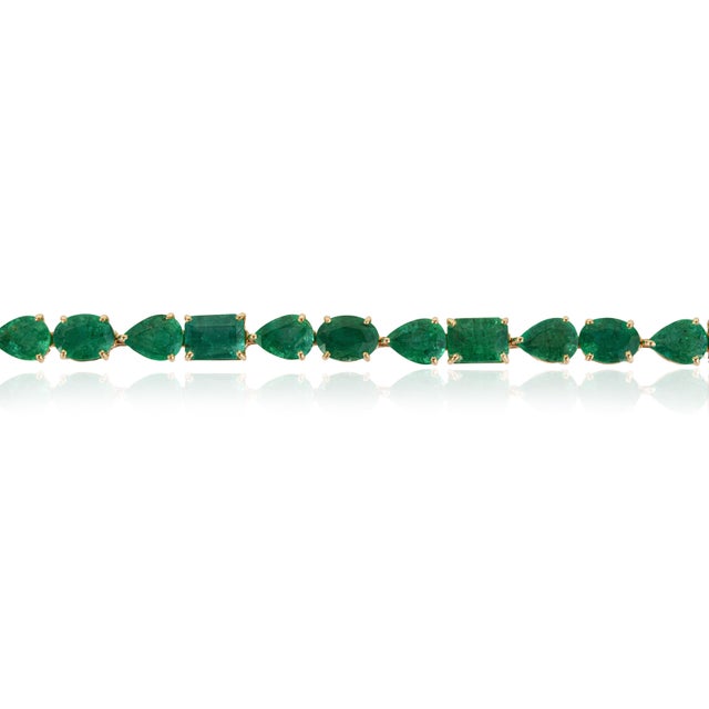 VR Jewels 19.98ct Mix-Cut Natural Zambian Emerald Statement Bracelet in 14k Yellow Gold For Sale - Image 4 of 17