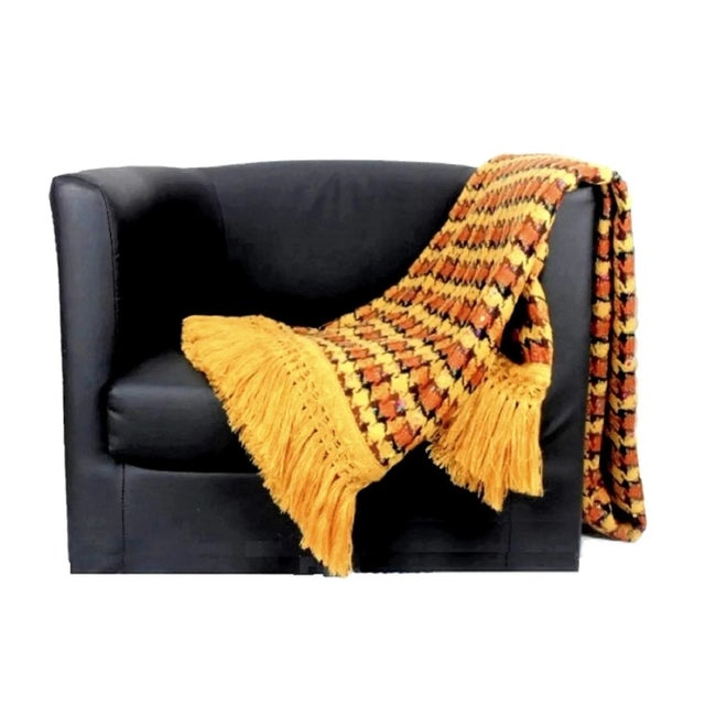 This range of natural tartan throw blankets is woven with fine 100% Pure Wool and Alpaca, providing a traditional rustic...