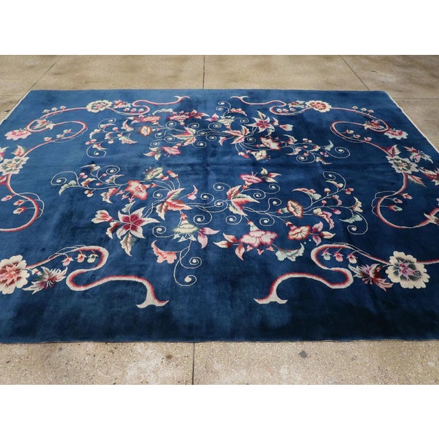 Galerie Shabab Collection Mid-20th Century Chinese Art Deco Room Size Carpet For Sale - Image 4 of 8