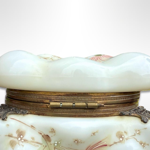 Antique Wavecrest Egg Crate Cigar Humidor Box by C. F. Monroe – Opal Glass With Enamel Floral Design For Sale - Image 4 of 11