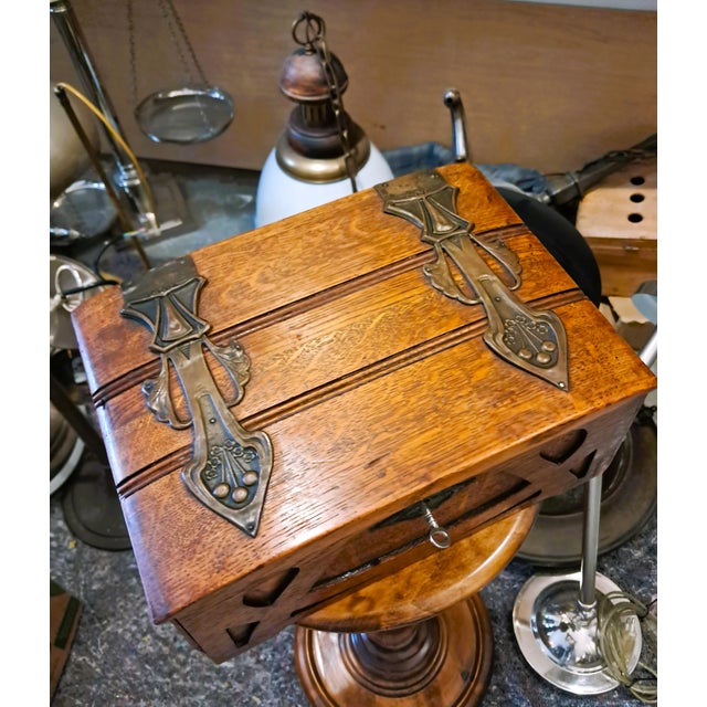 Late 19th Century Arts & Craft Brass and Oak Casket, England For Sale - Image 3 of 16
