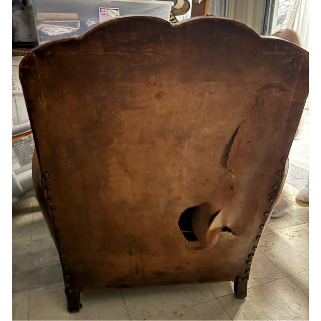 English Pair of Antique English Leather Cigar Club Chairs, Circa 1900 For Sale - Image 3 of 5