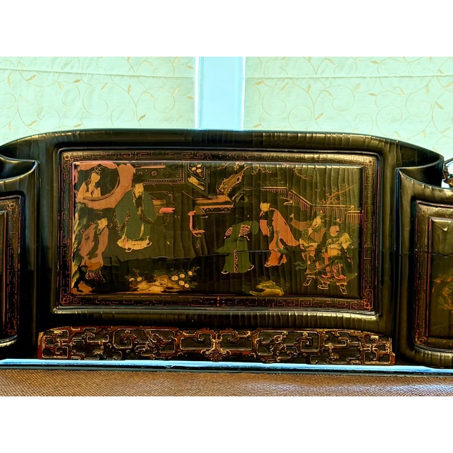Mid 19th Century Antique Chinese Qing Dynasty Carved & Lacquered Louhan Daybed For Sale - Image 5 of 17