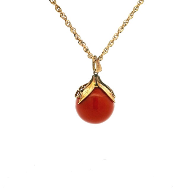 Modern Vintage Italian 18k Rose Gold Mediterranean Coral Sphere Pendant Necklace For Sale - Image 3 of 12