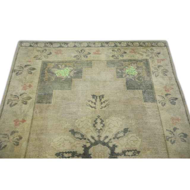 1960s Vintage Turkish Rug 4'10" x 6'11" For Sale - Image 5 of 7