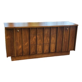 Mid-Century Modern Walnut Credenza With Sculptural Fluted Doors For Sale