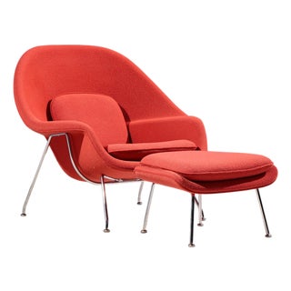 Eero Saarinen for Knoll Mid Century Womb Chair With Ottoman For Sale