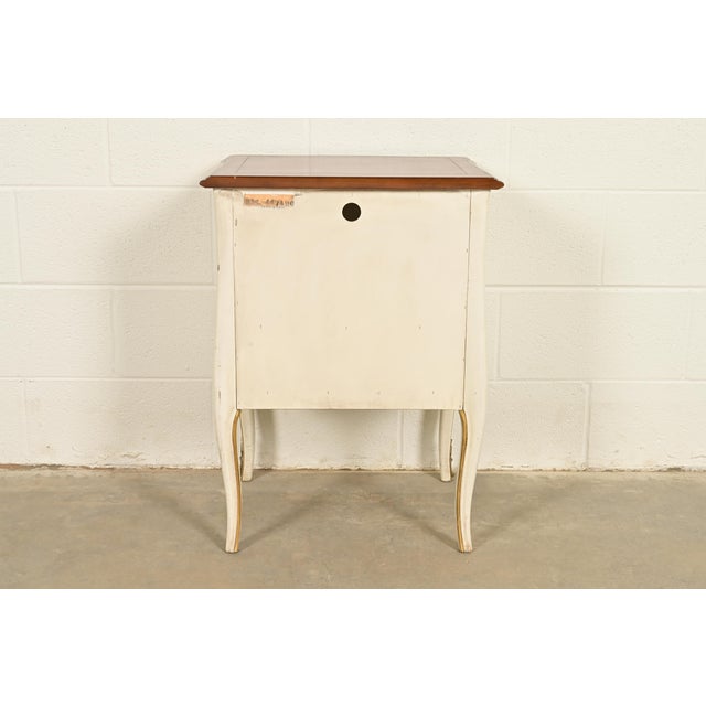 Kindel Furniture French Provincial Louis XV Cream Lacquered and Gold Gilt Nightstand, 1970s For Sale - Image 14 of 15