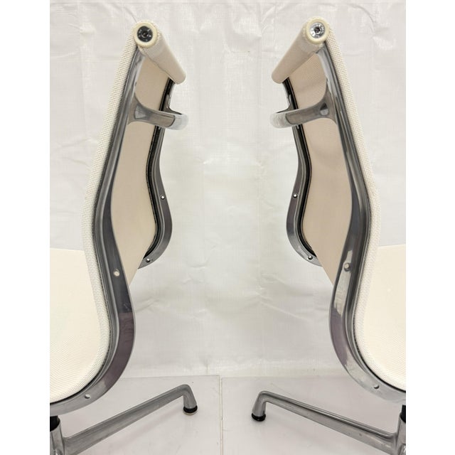 Pair Eames Aluminum Group Swivel Chairs for Herman Miller, Vitra Italy For Sale - Image 10 of 18