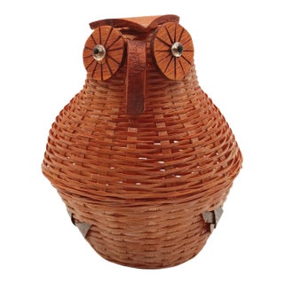 Vintage Mini Lidded Owl Wicker Basket For Sale