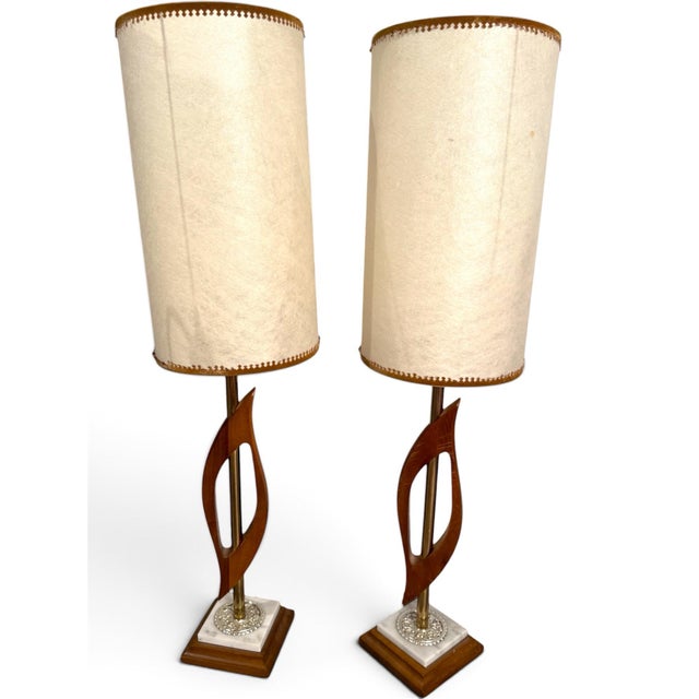 Mid-Century Modern 1960s Mid-Century Modern Sculptural Walnut & Brass Table Lamps, Pair For Sale - Image 3 of 8