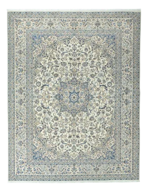 Nain 9la Oriental Rug with Silk Content
