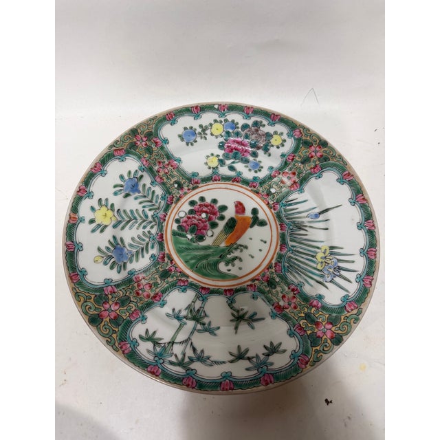 Vintage Chinese Export Famille Rose Medallion Porcelain Round Plate 9.5". Set of 11 For Sale - Image 13 of 18