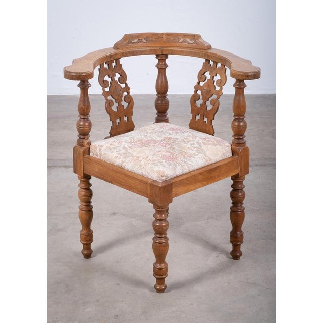 Vintage Danish Oak Corner Chair, 1940s For Sale - Image 4 of 11