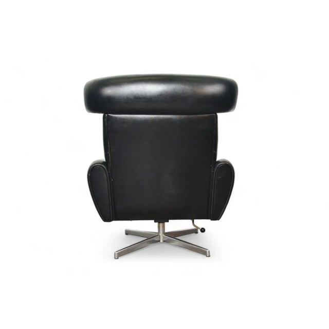 Wood 1960s Ox Style Wingback Swivel Lounge in Black Vinyl For Sale - Image 7 of 7