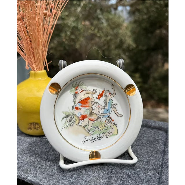 Vintage Trader Vic's Ashtray | 1960-70s For Sale - Image 4 of 5