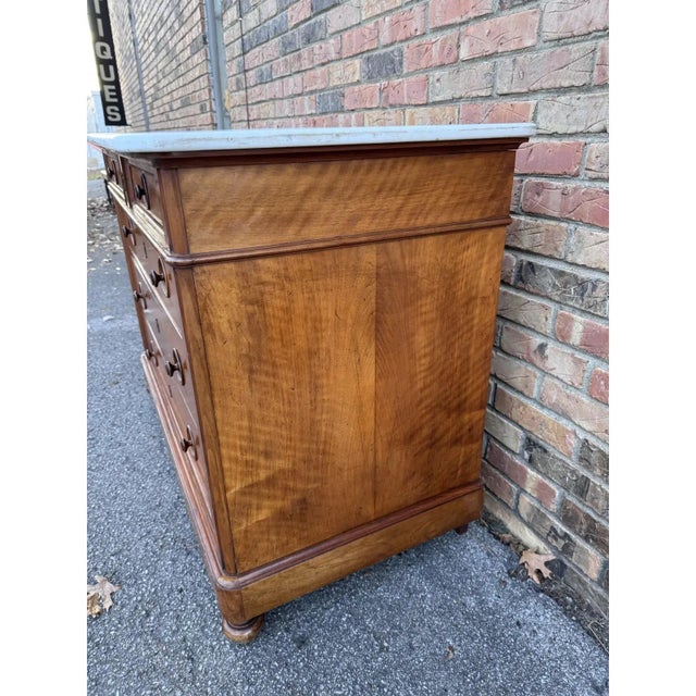 19th Century French Chest W/White Marble Top For Sale In Nashville - Image 6 of 11