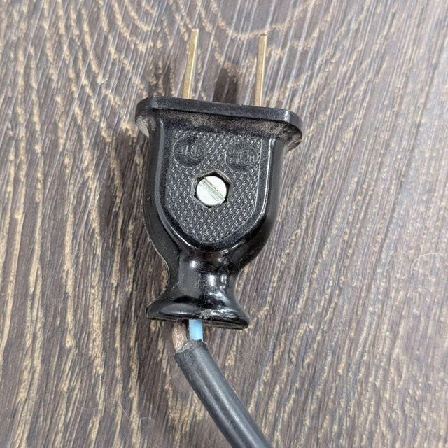 Artemide Tizio Adjustable Modern Black Desk Lamp For Sale - Image 10 of 10