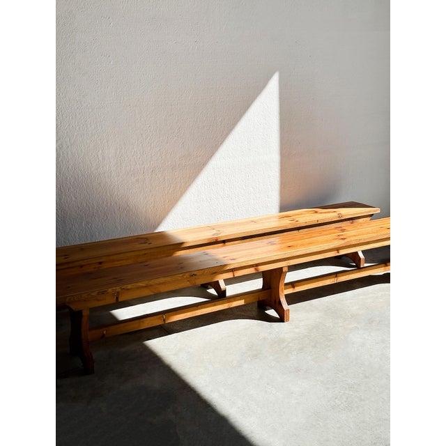 Dimensions: 300x33 height 39cm