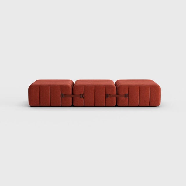 All the best! Just three Curt modules are enough for a variety of creative arrangements. A small asymmetrical armchair, a...