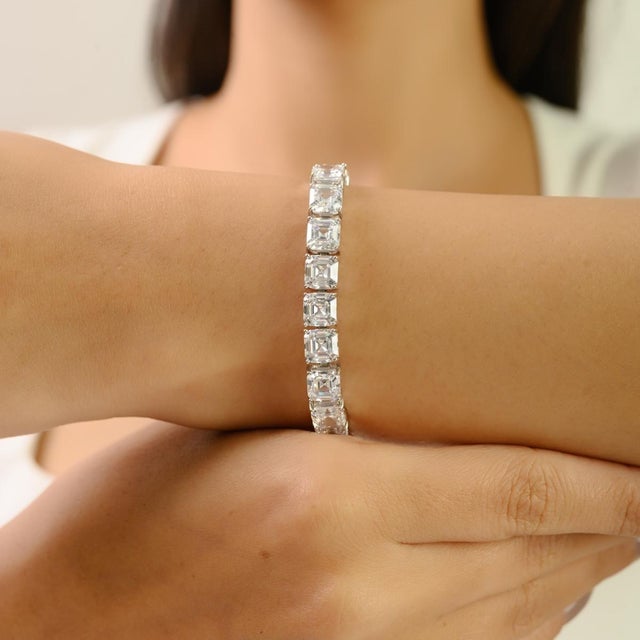 Sparkling Asscher Cut 6x6mm Cubic Zirconia Tennis Bracelet Set in 925 Solid Silver For Sale - Image 6 of 10
