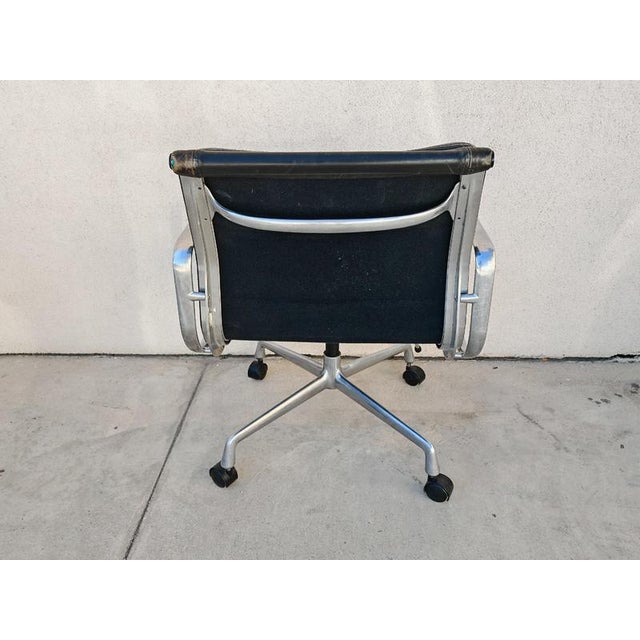 Black Soft Pad Office Chairs attributed to Charles and Ray Eames for Ring Mobelfabrik, 1970s, Set of 3 For Sale - Image 8 of 10