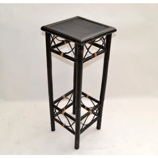 Vintage Brighton Chinoiserie Rattan Bamboo Stand, Side or End Table, Column 1970 For Sale - Image 4 of 13