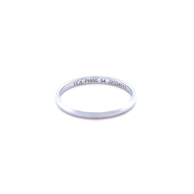 Van Cleef & Arpels Van Cleef & Arpels Platinum Tendrement Wedding Band 2.44g, Size 7 For Sale - Image 4 of 7
