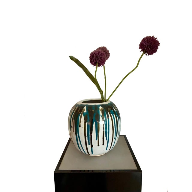 Signed 1960s Mid Century Blue and White Ceramic Vase / Modernist Art Studio Pottery Drip Glaze For Sale - Image 4 of 10