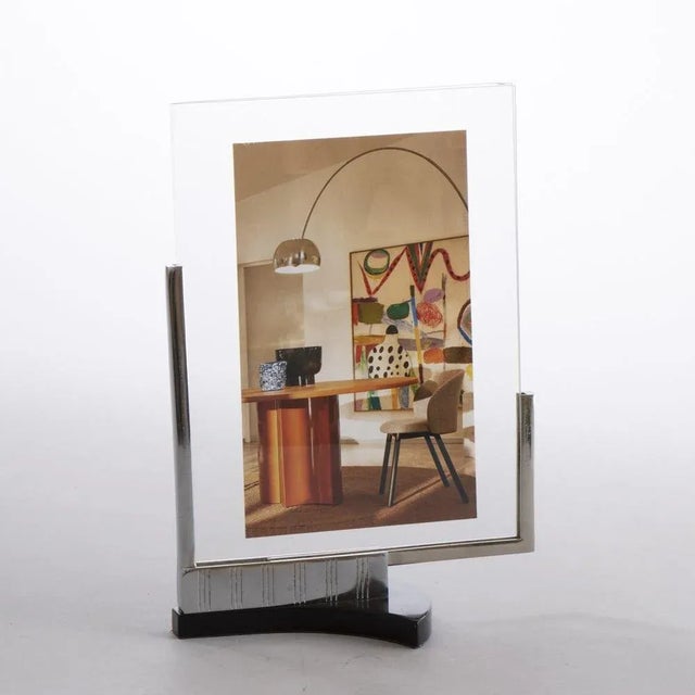 Black Art Deco Modernist Photo Frame in Chrome on Black Phenolic Base, 1930s For Sale - Image 8 of 9