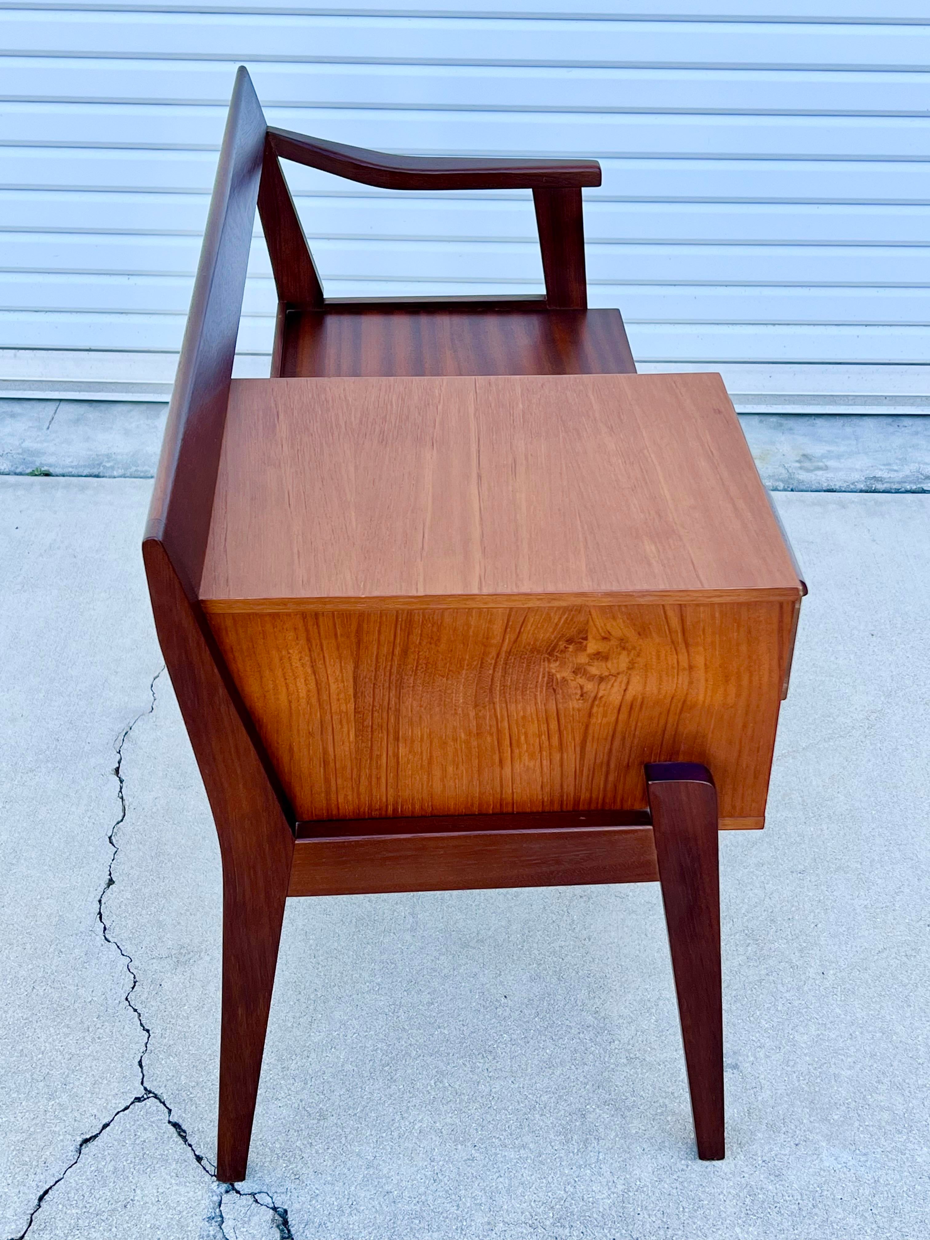 ブティック アーコール テレフォンチェア chippy Heath furniture