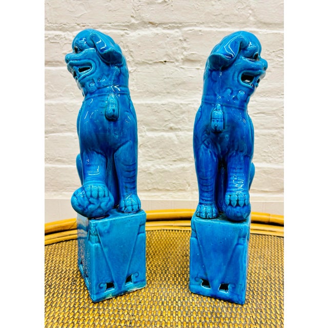 Pair of Vintage Mid-Century Modern Cobalt Blue Chinese Porcelain Mounted Foo Dogs For Sale - Image 9 of 11