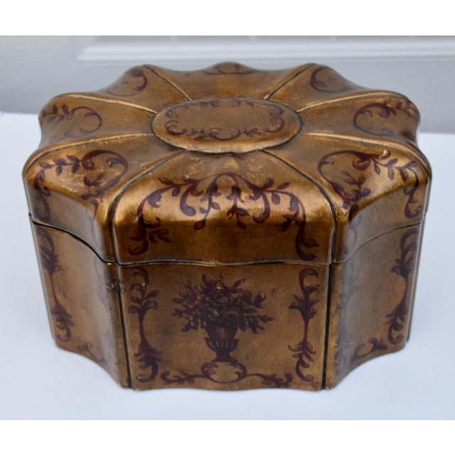 Italian VTG Painted Florentine Style Jewelry Box W/Lined Fitted Interior /Removable Section For Sale - Image 3 of 13