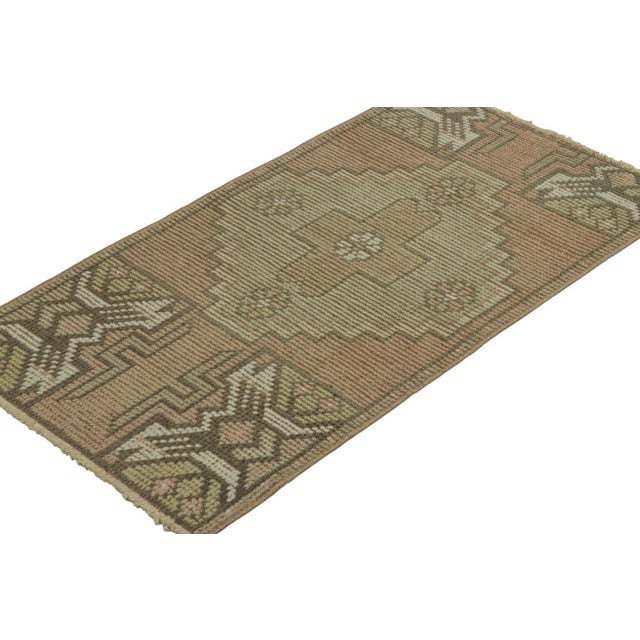 Rug & Kilim Vintage Turkish Rug in Pink With Blue & Green Geometric Medallion | Rug & Kilim For Sale - Image 4 of 7