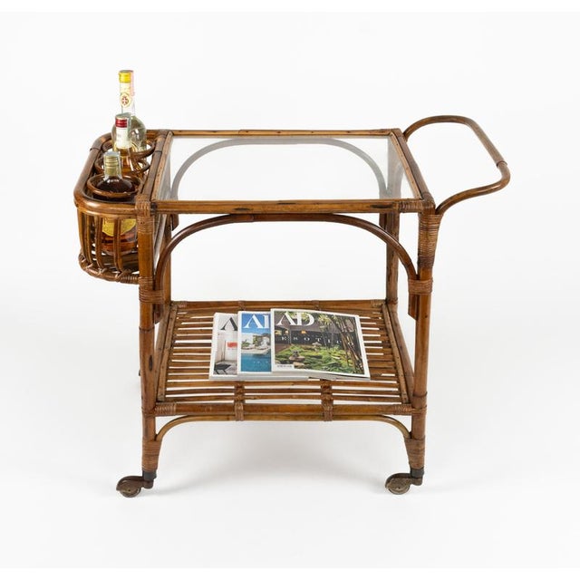 Franco Albini Mid-Century Bamboo, Rattan and Glass Serving Bar Cart in the style of Franco Albini, Italy, 1960s For Sale - Image 4 of 18