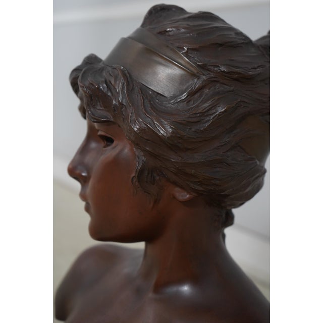 Traditional E. Vallanis 19th Century Bronze Bust of Woman on Pedestal - Signed For Sale - Image 3 of 12