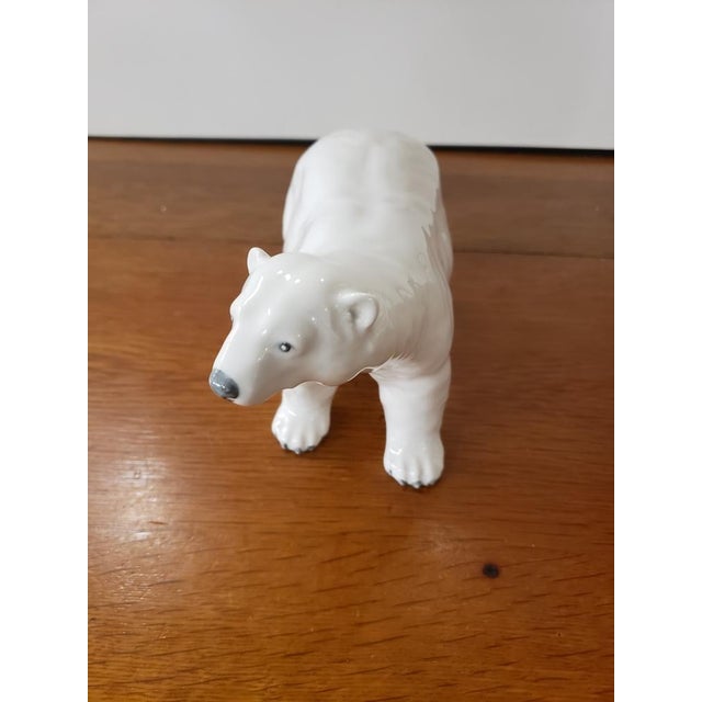 1950s Vintage English Beswick Polar Bear Figurine by Arthur Gredington For Sale - Image 5 of 6