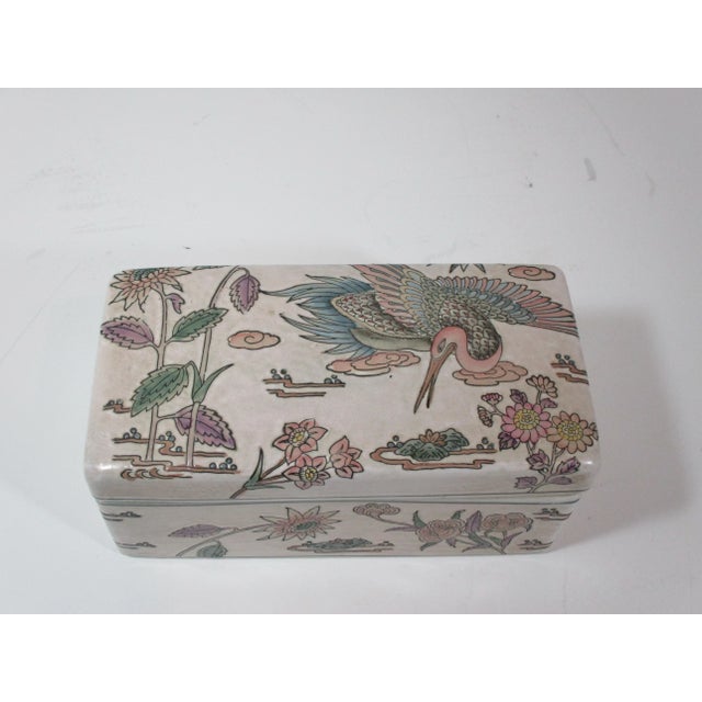 Ceramic 1960s Chinese Porcelain Bird Motif Keepsake Box For Sale - Image 7 of 8